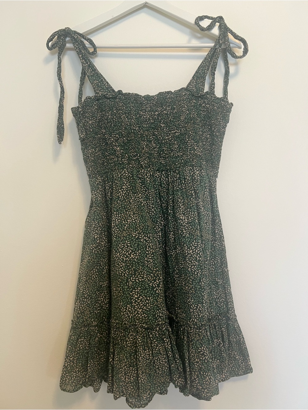 Aerie Green Leafy Print Smocked Tie Shoulder Ruffle Hem Mini Babydoll Dress